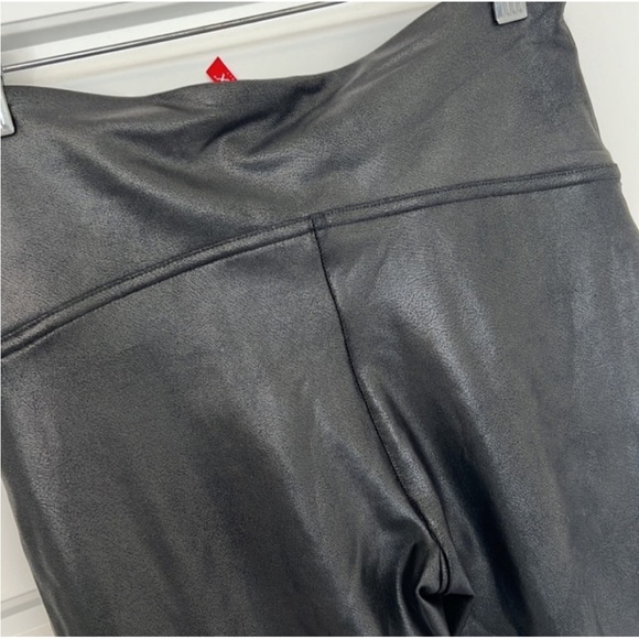 Spanx Black Faux patent Leather Leggings L - Picture 3 of 3